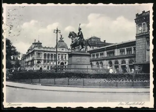AK Hannover, Hauptbahnhof, Ernst-August-Denkmal