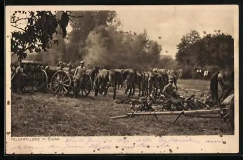 AK Feld-Artillerie im Biwak, Pferde