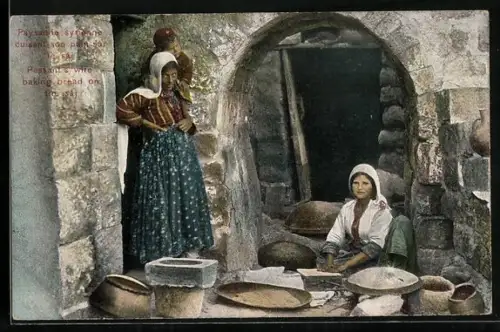 AK Peasants wife baking bread on the saj, Frauen beim Brotbacken