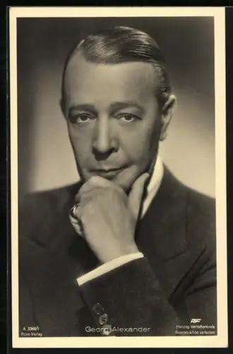 AK Schauspieler Georg Alexander mit Hand am Kinn