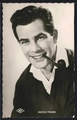 AK Schauspieler Adrian Hoven mit Pfeife in dem Film Bonsoir Paris