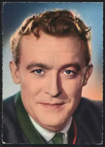 AK Schauspieler Claus Holm mit zuversichtlichem Blick