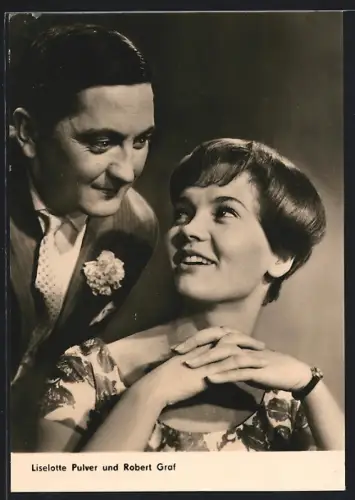 AK Schauspieler Liselotte Pulver und Robert Graf in dem Film Das schöne Abenteuer