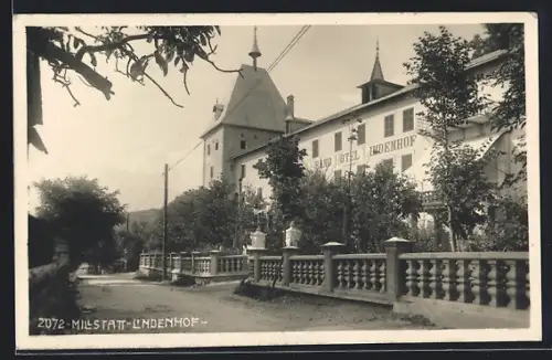 AK Millstatt, Lindenhof mit Strassenpartie