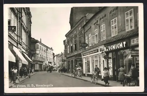 AK St. Pölten /N. D., Kremsergasse mit Konditorei Hans Wolf
