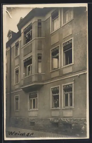 Foto-AK Weimar /Thür., Mietshaus ca. 1930