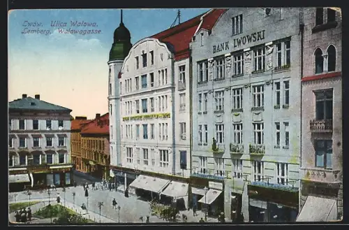AK Lemberg-Lwow, Walowgasse mit Bank Lwowski