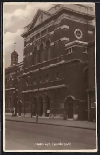 AK London, Public Hall, Canning Town