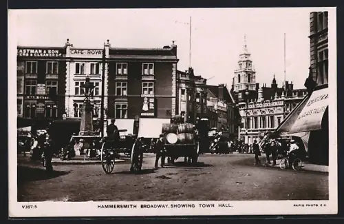 AK London, Hammersmith Broadway, Showing Town Hall
