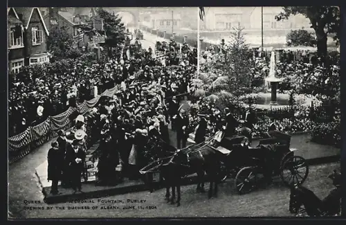 AK London, Queen Victoria Memorial Fountain, Purley