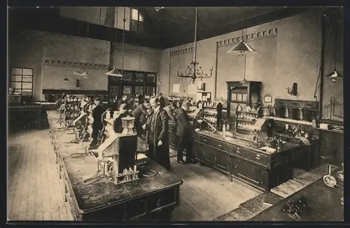 AK London, Merchant Taylors School, Chemical Laboratory