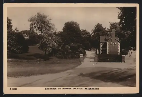 AK Bleackheath, Entrance to Morden College