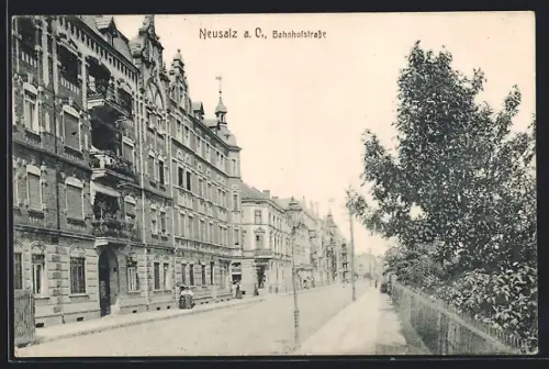 AK Neusalz a. O., Partie in der Bahnhofstrasse