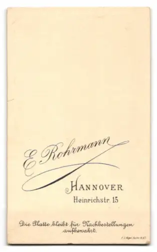 Fotografie E. Rohrmann, Hannover, Heinrichstr. 15, Georg als Kleinkind