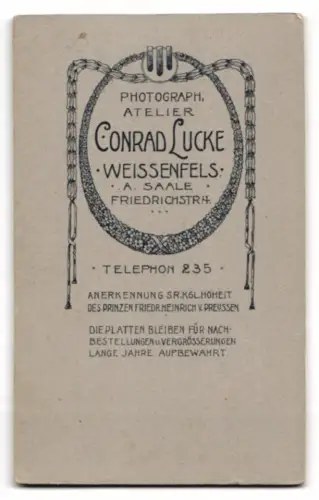 Fotografie Conrad Lucke, Weissenfels, Friedrichstrasse 4, Porträt eines Mannes mit prächtigem Schnurrbart
