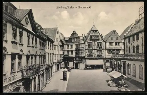 AK Limburg /Lahn, Kornmarkt mit Gasthaus zum goldenen Löwen