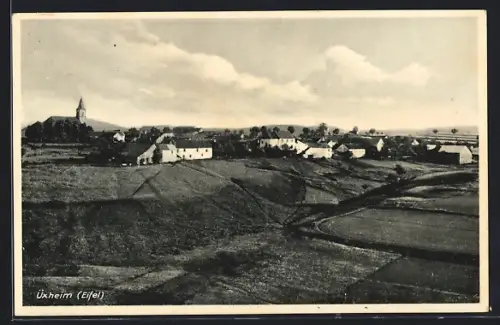 AK Üxheim /Eifel, Ortsansicht mit Kirche, 
