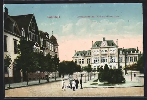 AK Saarlouis, Gymnasium mit Hohenzollern-Ring, spielende Kinder