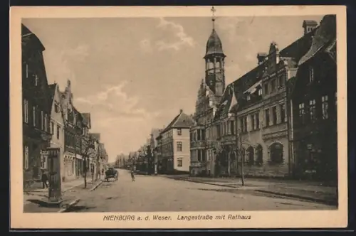 AK Nienburg a. d. Weser, Lange Strasse mit Rathaus