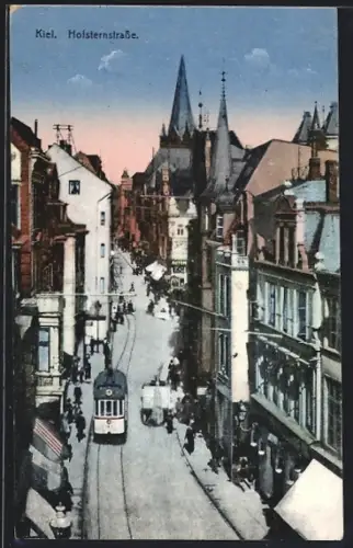 AK Kiel, Holsternstrasse mit Strassenbahn u. Türmen aus der Vogelschau