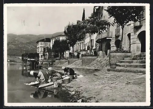 AK Morcote /Lago di Lugano, Uferpartie mit Waschfrauen