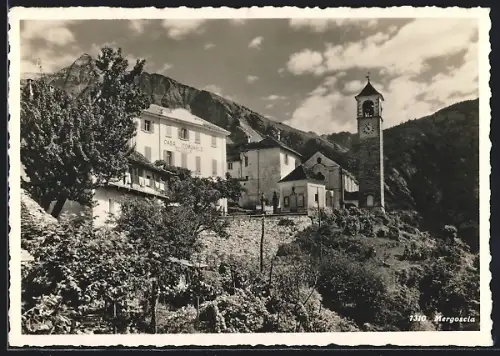 AK Mergoscia, Ortspartie mit Schule
