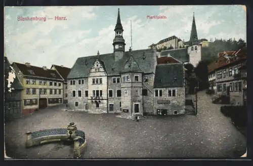 AK Blankenburg /Harz, Marktplatz, Rathaus, Kirche