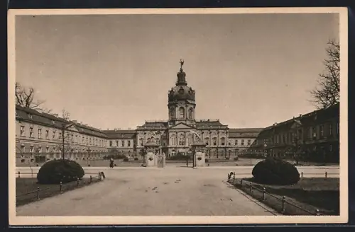 AK Berlin-Charlottenburg, Schloss Charlottenburg, Strassenfront
