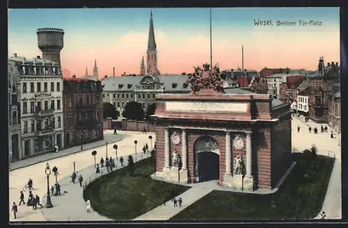 AK Wesel, Berliner Tor-Platz mit Strassenpartie