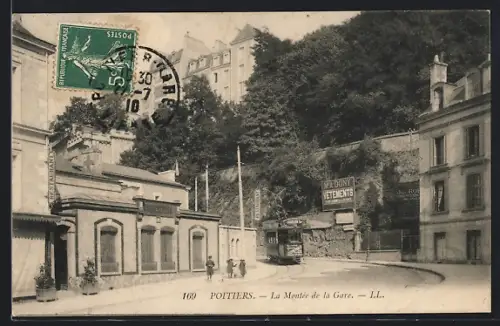 AK Poitiers, La Monteé de la Gare, Strassenbahn