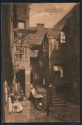 AK Alt-Hamburg, Alltag in der Niedernstrasse, Hof 61-62