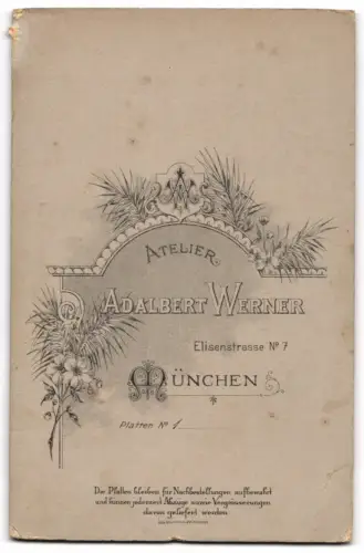 Fotografie Adalbert Werner, München, Elisenstrasse Nr. 7, Hochzeitspaar im Atelier