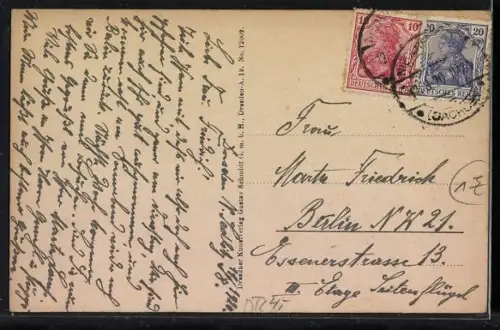 AK Dresden, Neues Rathaus mit Passanten