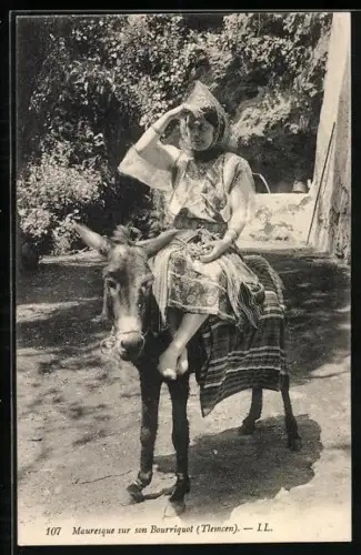 AK Tlemcen, Mauresque sur son Bourriquet