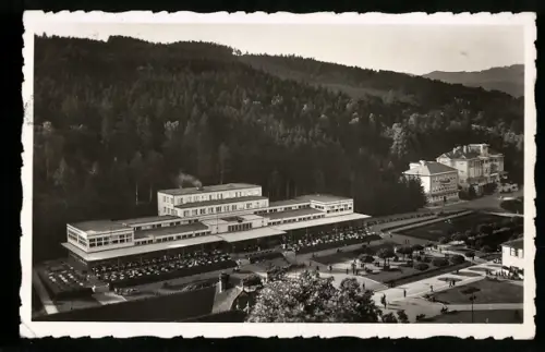 AK Lazne Luhacovice / Bad Luhatschowitz, Blick auf Sanatorium