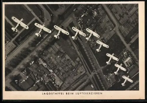 AK Jagdstaffel beim Luftexerzieren, Kampfflugzeuge