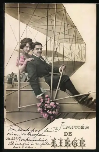 AK Paar in einem Flugzeug