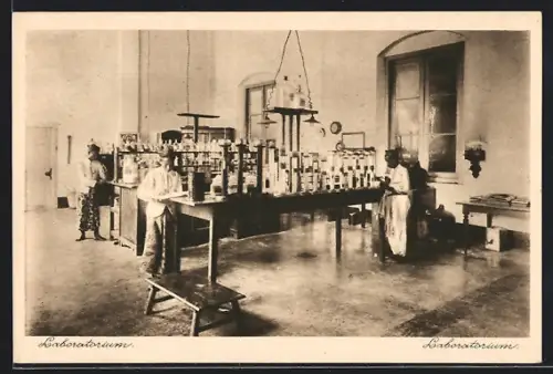 AK Soerabaja, Laboratorium