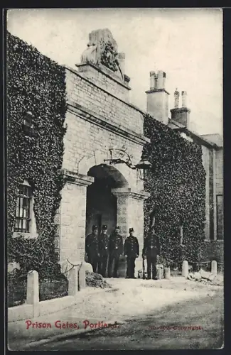 AK Portland, Prison Gates