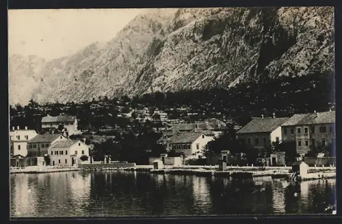 AK Risano, Panorama mit Bergen