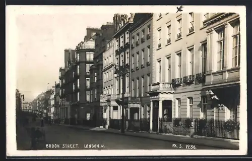 AK London, Brook Street