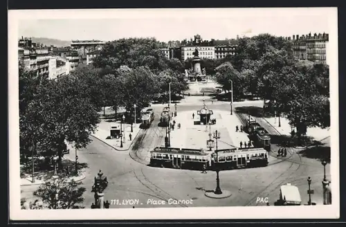 AK Lyon, Place Carnot, Strassenbahn