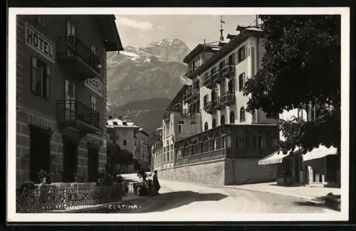 AK Cortina, Hotel Girardi