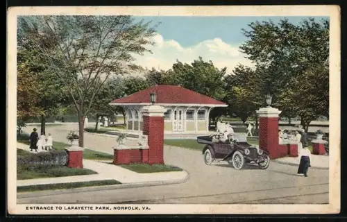 AK Norfolk, VA, Entrance to Lafayette Park