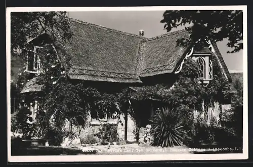 AK Luccombe, Dunnose Cottage, The Lettuce Leaf Tea Gardens