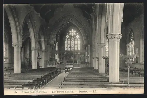 AK Ryde, The Parish Church, Interior