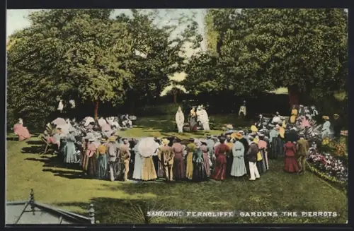 AK Sandown, Ferncliffe Gardens, The Pierrots