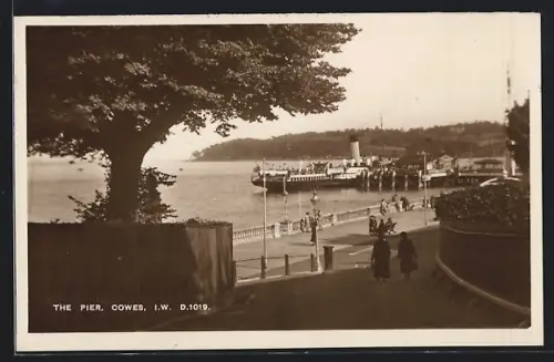 AK Cowes, The Pier