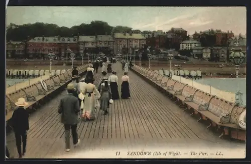 AK Sandown, The Pier