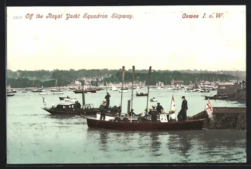 AK Cowes, Off the Royal Yacht Squadron Slipway